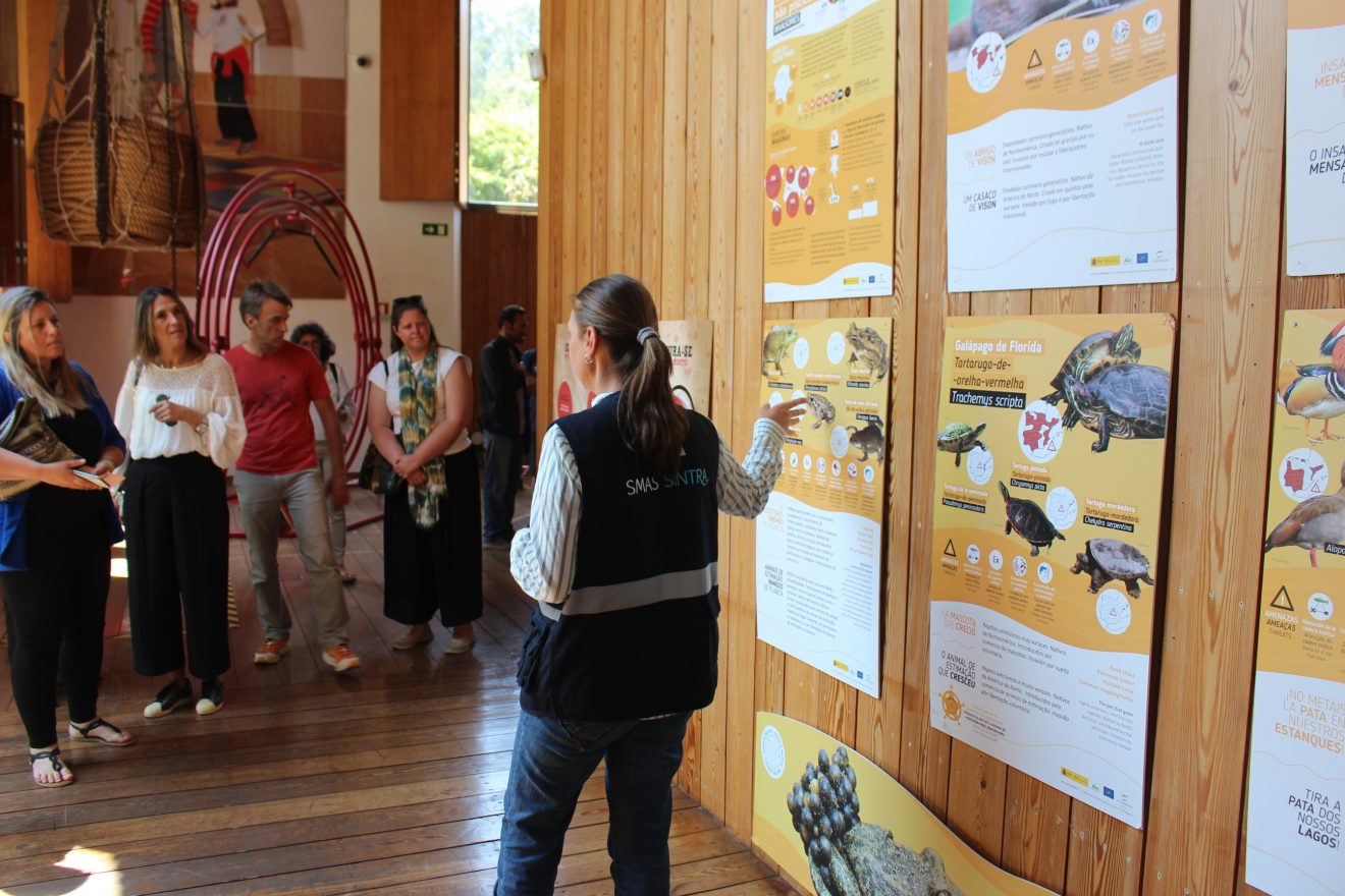 Exposição Cuidado! Invasoras aquáticas_a