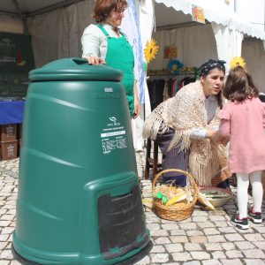 SMAS de Sintra vão atribuir mais 300 compostores domésticos